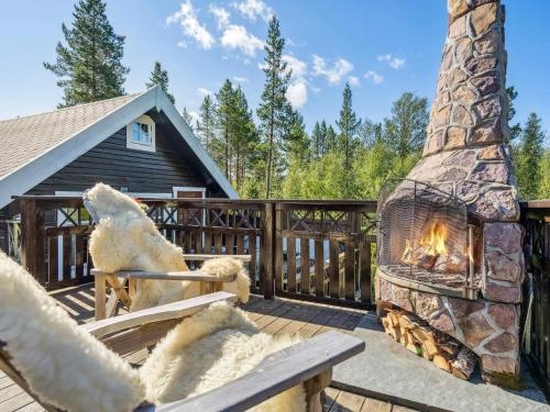 Galeriebild der Unterkunft 4 star holiday home in Storsteinnes in Rundhaug