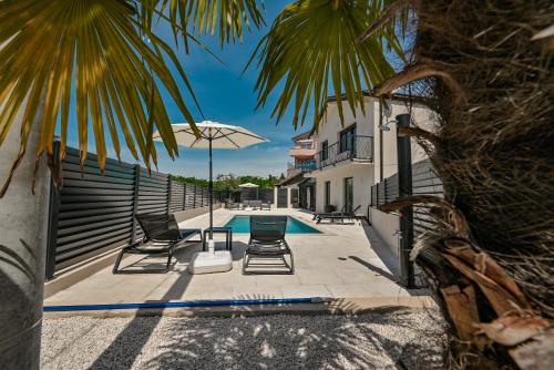Villa Donna, 5 STARS - Luxury Villa with a heated pool