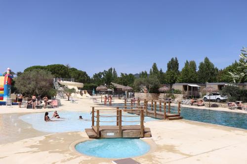 Gallery image of Camping International d'Aups in Aups