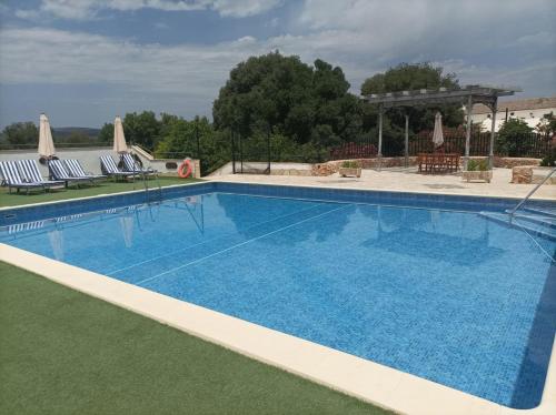 Πισίνα στο ή κοντά στο Apartamentos Turísticos La Teja