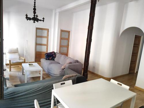 Stunning apartment for 7 pax - CvB