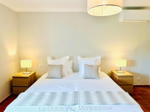 Letto o letti in una camera di La Dolce Vita Montauroux