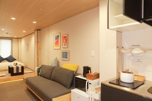OYASUMI Ice&Hotel 難波なんば 50m from namba station 24Hours Self Checkin