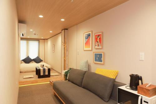 OYASUMI Ice&Hotel 難波なんば 50m from namba station 24Hours Self Checkin