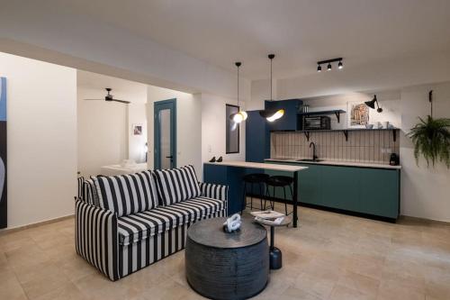 Key Garden Suite