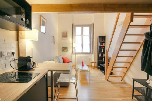 Joli studio chaleureux proche Bellecour