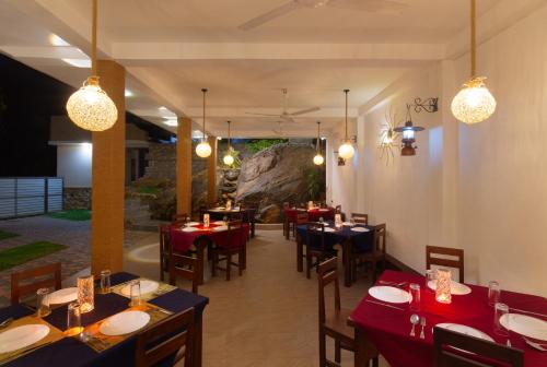 Restaurace v ubytování Tranquil Escape Hikkaduwa