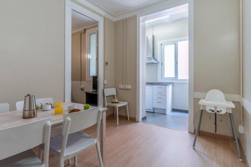 AB Vila i Vila Apartments