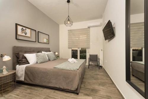 Our Cosy home - AT001