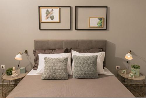 Our Cosy home - AT001