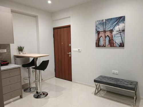 Embassy Apartment - I2