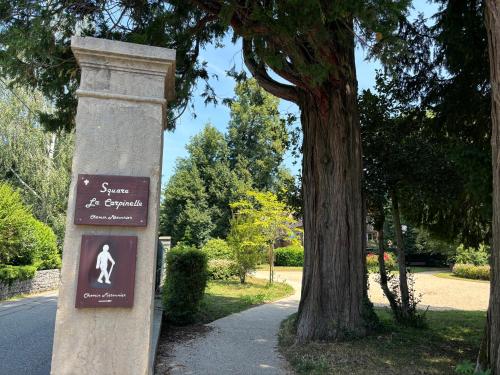 Photo de la galerie de l'établissement Havre de paix à proximité du lac, à Tresserves