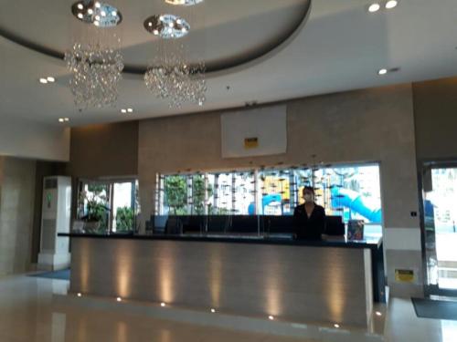 Lobi atau kawasan kaunter penerimaan di Justcondos at Sea Residences