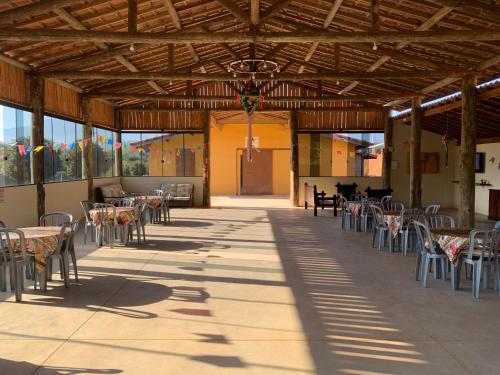 Restaurace v ubytování Pousada Quinzitão - O seu local de descanso!