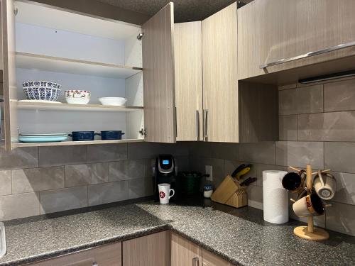 Φωτογραφία από το άλμπουμ του Modern Single house-Great deal for longer Stay στο Κάλγκαρι