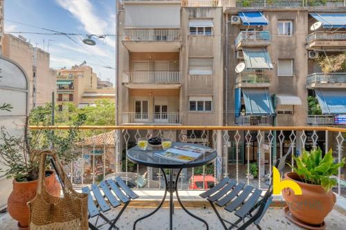 Chic Athens Retreat Near Acropolis, Metro & MoMa! 1