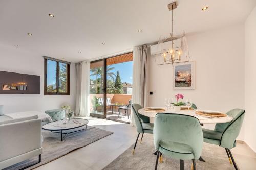 Luxury Apartment Paraiso Beach