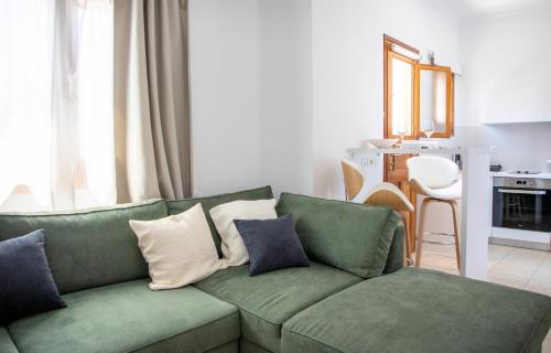 Fotografie z fotogalerie ubytování Senses Aegina Downtown Residence v destinaci Aegina