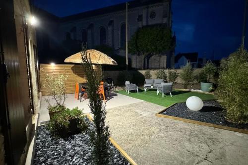 Κήπος έξω από το Hanoï Maison de charme avec jacuzzi privé