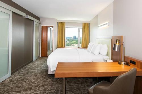 SpringHill Suites by Marriott Las Vegas Convention Center Image