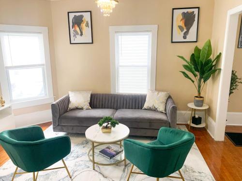 Gallery image of The Freedom HOME from HOME in New Bedford