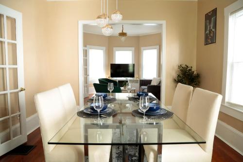 Gallery image of The Freedom HOME from HOME in New Bedford