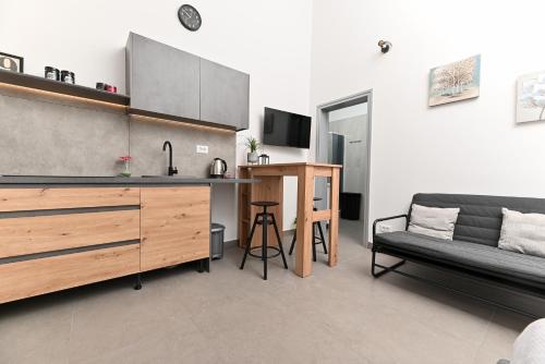 Dapur atau dapur kecil di Lity Apartment Lily