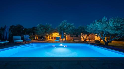 NEW! Holiday home Maša with heated pool near Krka national park