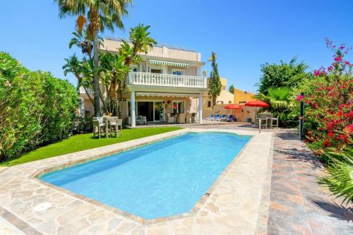 Villa Paraisos Sol by Villa Plus