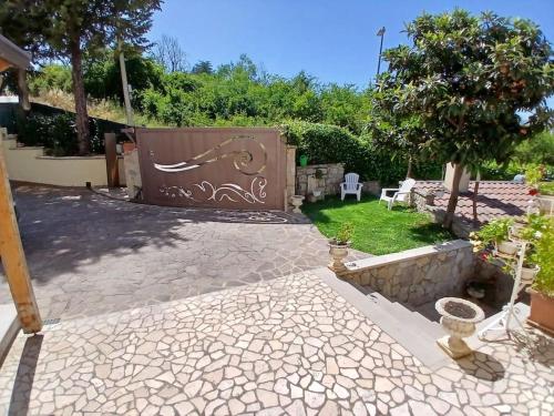 Κήπος έξω από το b&b Il Margonico