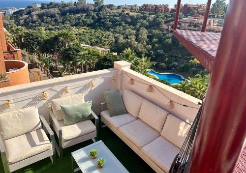 Penthouse Paradise Marbella - Jacuzzi & Sea views!