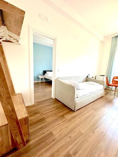 Lexie Suites photo 43