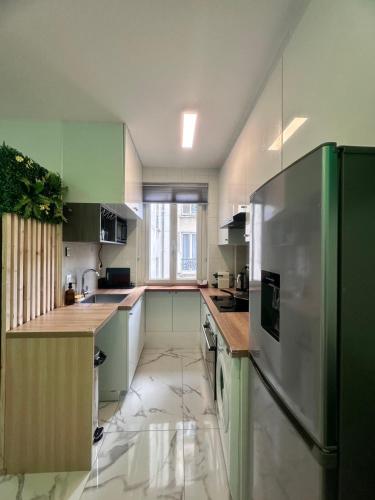 Excellent Appartement Rénové au Cœur de la Capitale