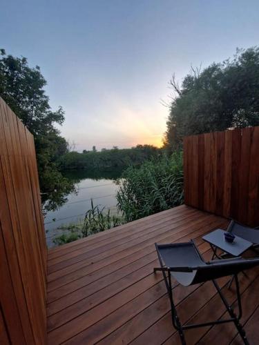Suite avec jacuzzi & terrasse vue sur l'Orb