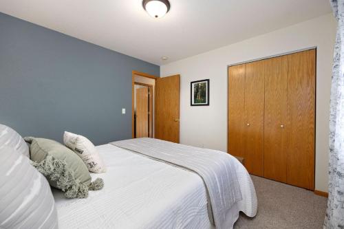 Ένα ή περισσότερα κρεβάτια σε δωμάτιο στο Colorado Mountain Retreat - Easy access to RMNP!
