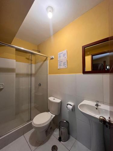 Koupelna v ubytování El Parche Rutero Hostel