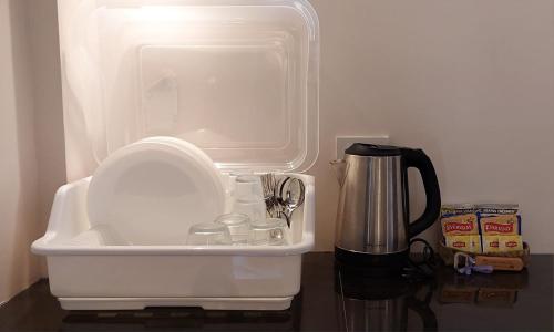 Kemudahan buat kopi dan teh di Tahanan sa Talisayan Beach House