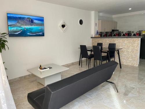 Ruang duduk di CASAIDEAL Hermoso apartamento en la Ciudad de Buga