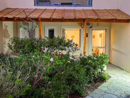 Gallery image of Little Summer House in Toploú