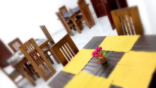 Restaurace v ubytování Ella, Nine Arch Holiday Resort