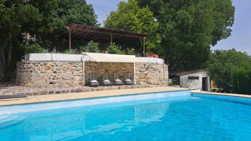 Comeback CASERÍA VIRGEN DE ÁFRICA