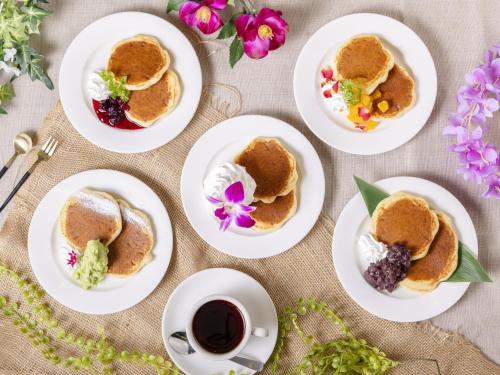 Makanan di atau berdekatan hotel