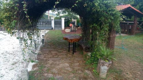 Κήπος έξω από το Fogar de Insua
