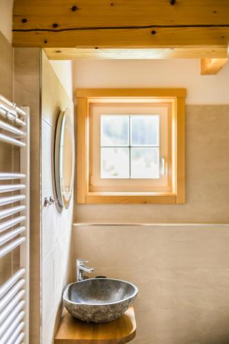 Bilik mandi di Wellness Roubenka Goldenstein