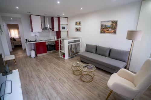 Cómodo piso cerca del Aeropuerto by beBalmy