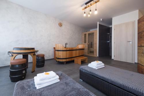 Tempat tidur dalam kamar di A studio Veselka Litomyšl