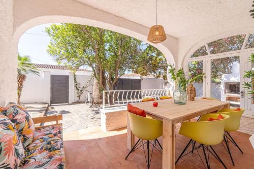 MBII- Paradise Empordà with BIG GARDEN, BBQ, little SWIMING-POOL-VERY QUITE PLACE