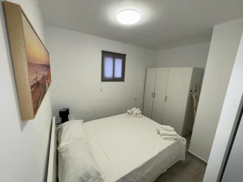 Los Cristianos port royal new