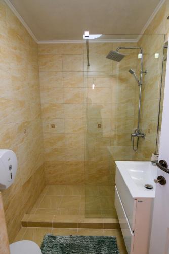 Phòng tắm tại Cozy Rooms