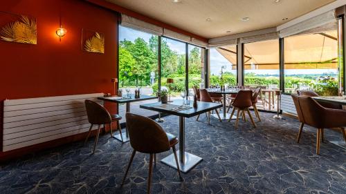 Posezení v ubytování Logis Hostellerie D'Aussois